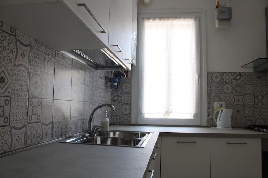 Apartment With Terrace In Chioggia'S Main Square Εξωτερικό φωτογραφία